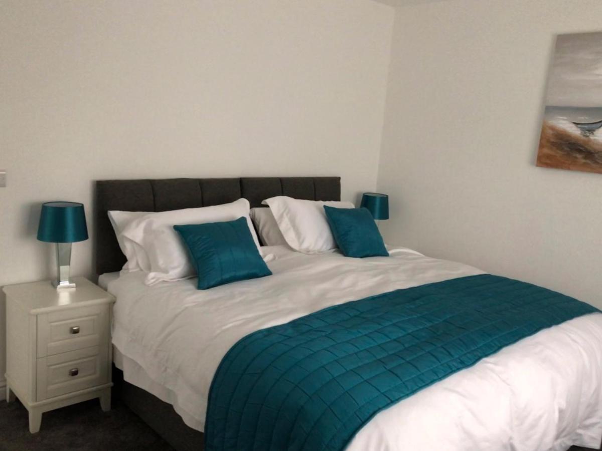 2 Barn Cottages Whitchurch  Luaran gambar